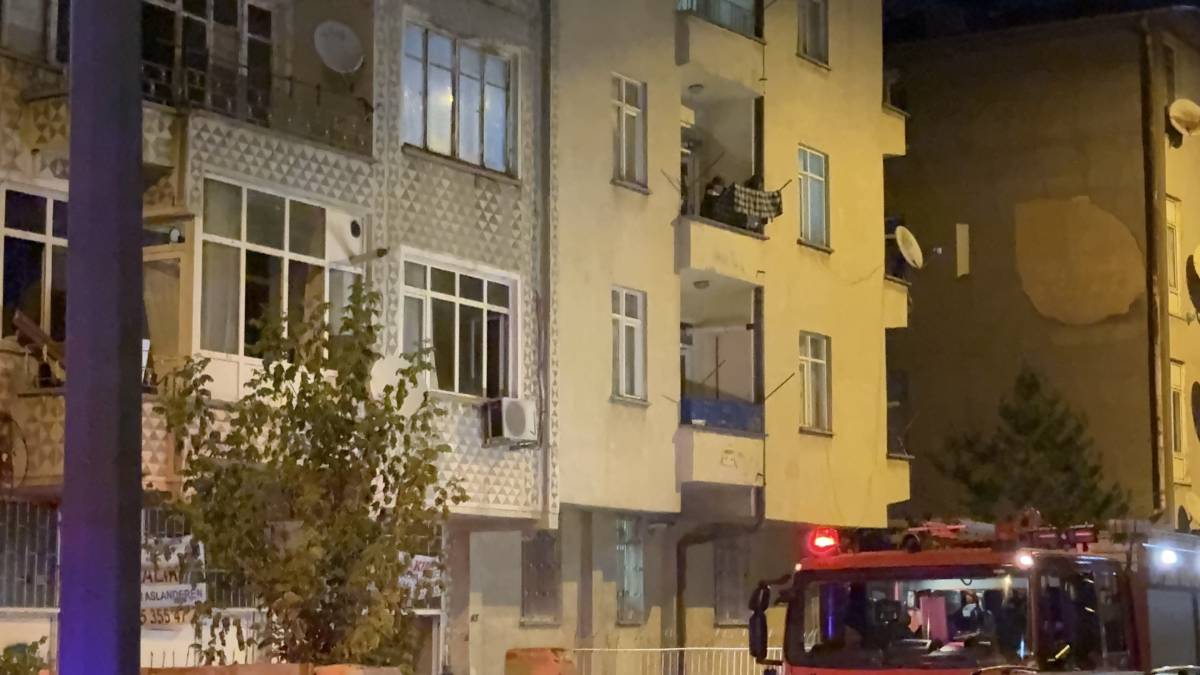 KAYSERİ’DE 4 KATLI BİNADA YANGIN