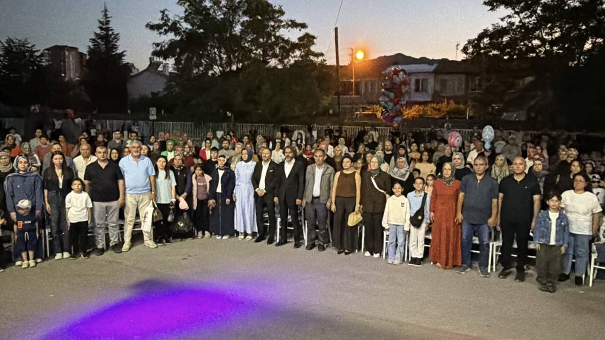 ÖĞRENCİLER YERİNE BU KEZ VELİLER YARIŞTI