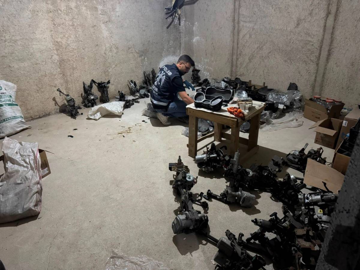 KONYA'DA 'OTO KAPAN' OPERASYONU