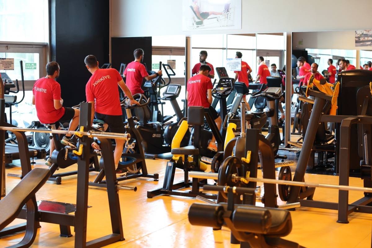 SPOR A.Ş. MİLLİ FUTBOL TAKIMI'NI AĞIRLADI