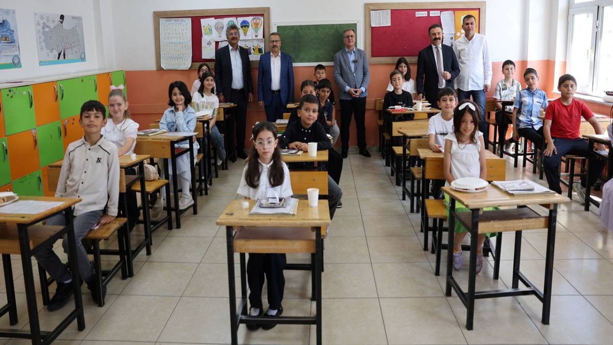 ÖZDOĞAN, HACILAR'DA KARNE COŞKUSUNA ORTAK OLDU