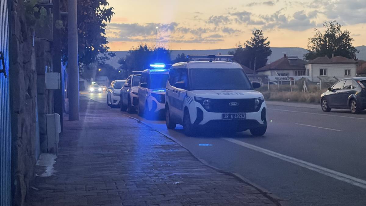 72 YAŞINDAKİ KADIN İNTİHAR ETTİ