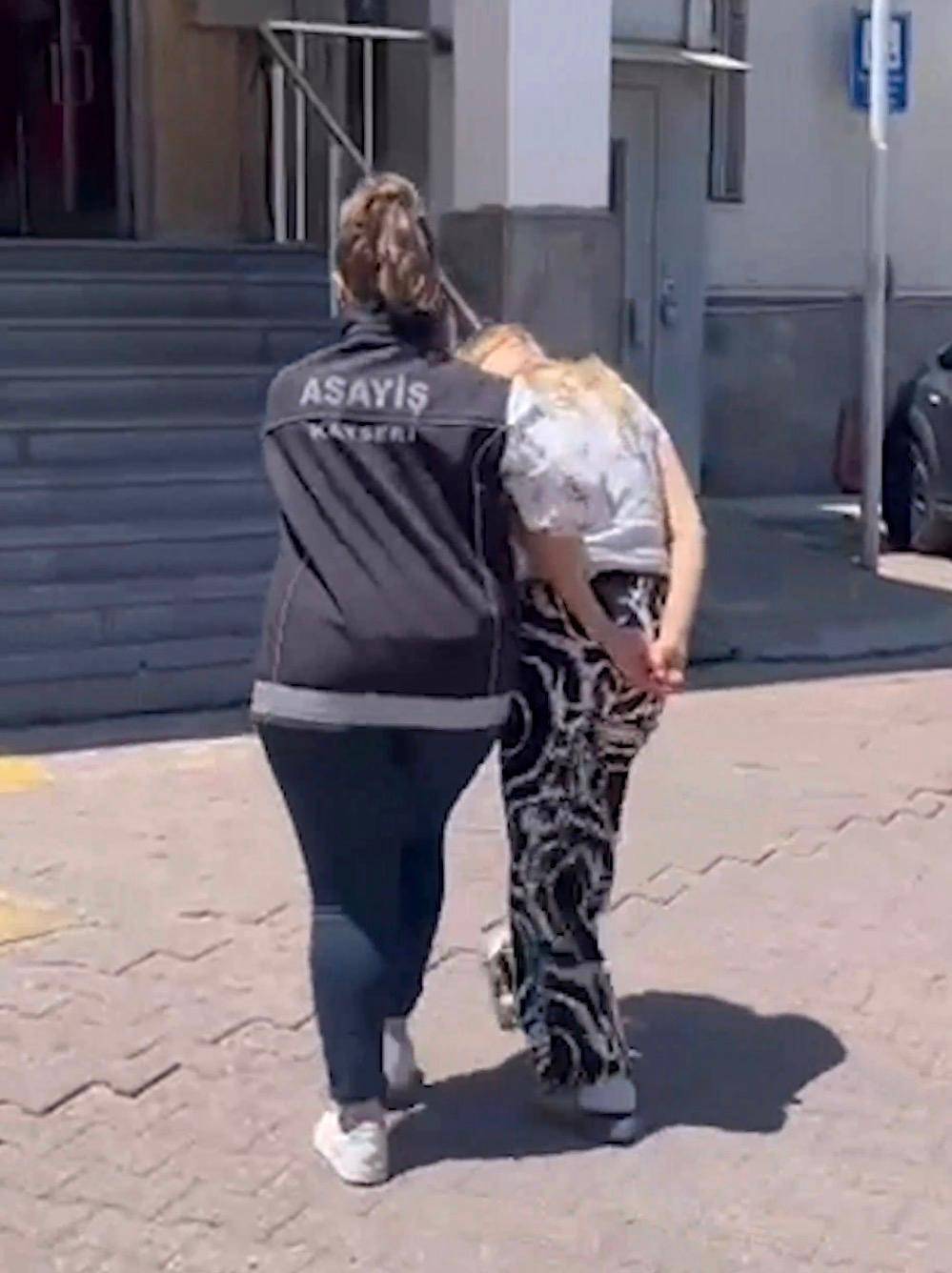 22 YIL KESİNLEŞMİŞ HAPİS CEZASI BULUNAN KADIN YAKALANDI