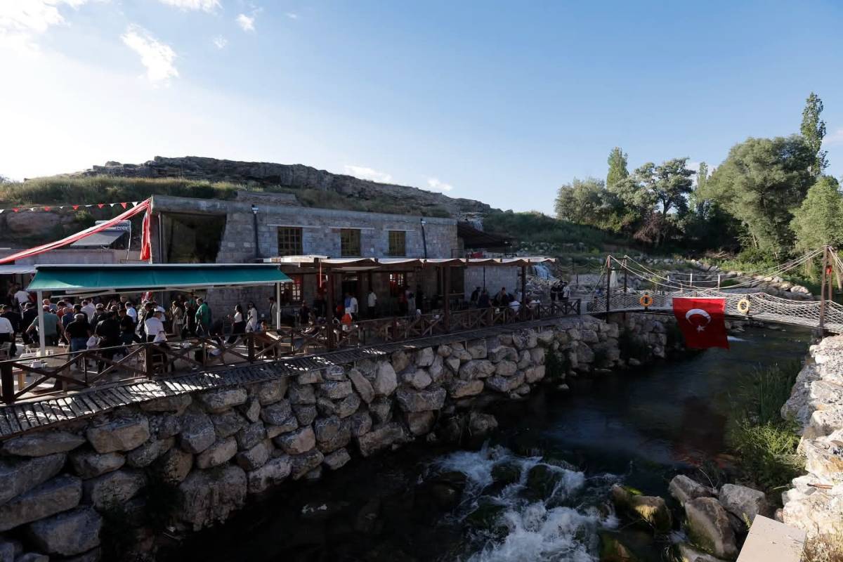 BÜNYAN’DA ‘DEĞİRMEN RESTORAN’ AÇILDI