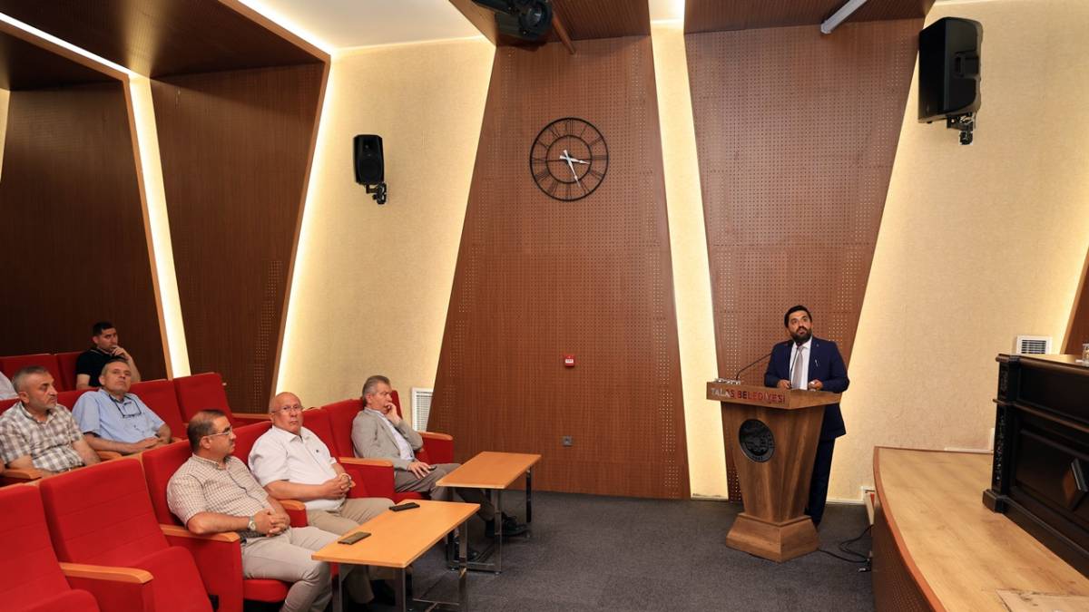TALAS BELEDİYESİ'NDEN PERSONELE KANSER FARKINDALIK EĞİTİMİ