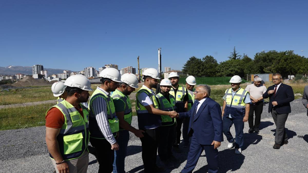 BÜYÜKKILIÇ: “YIL SONUNA TRAFİĞE AÇILACAK”