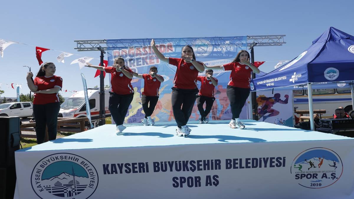 BÜYÜKKILIÇ, DOĞA YÜRÜYÜŞÜNE KATILDI