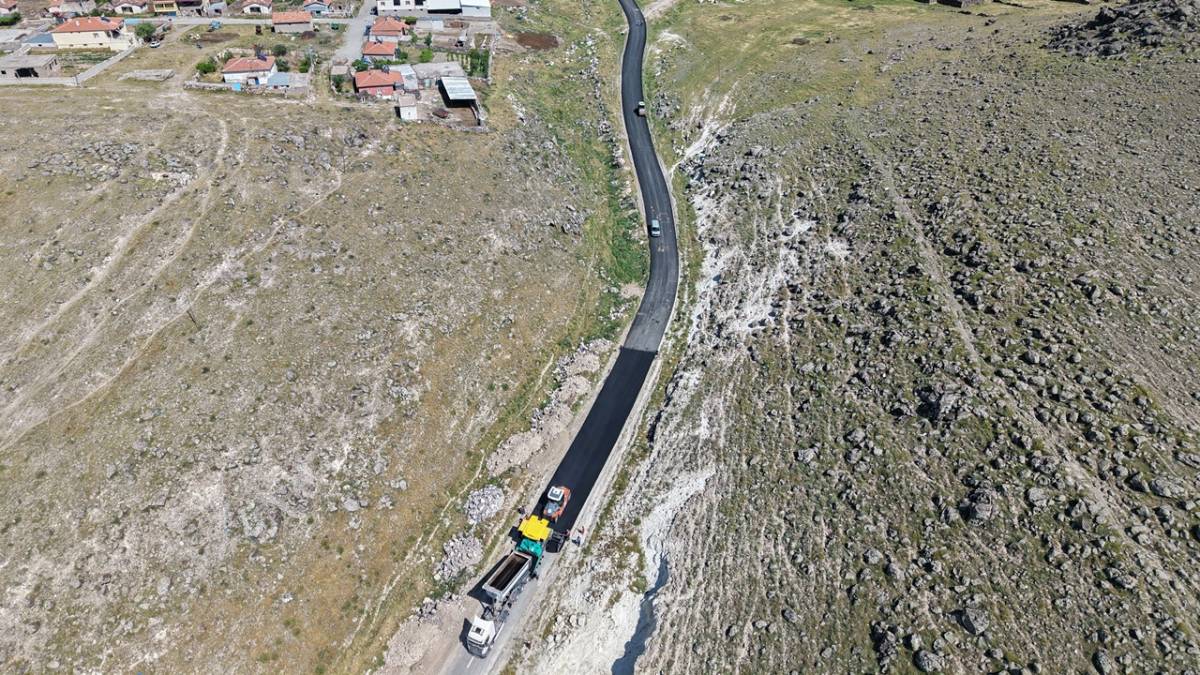 BÜYÜKŞEHİR’DEN 17,5 MİLYON TL’LİK SICAK ASFALT YATIRIMI