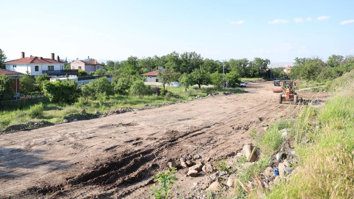 MELİKGAZİ'DE ULAŞIM ATAKLARI DEVAM EDİYOR