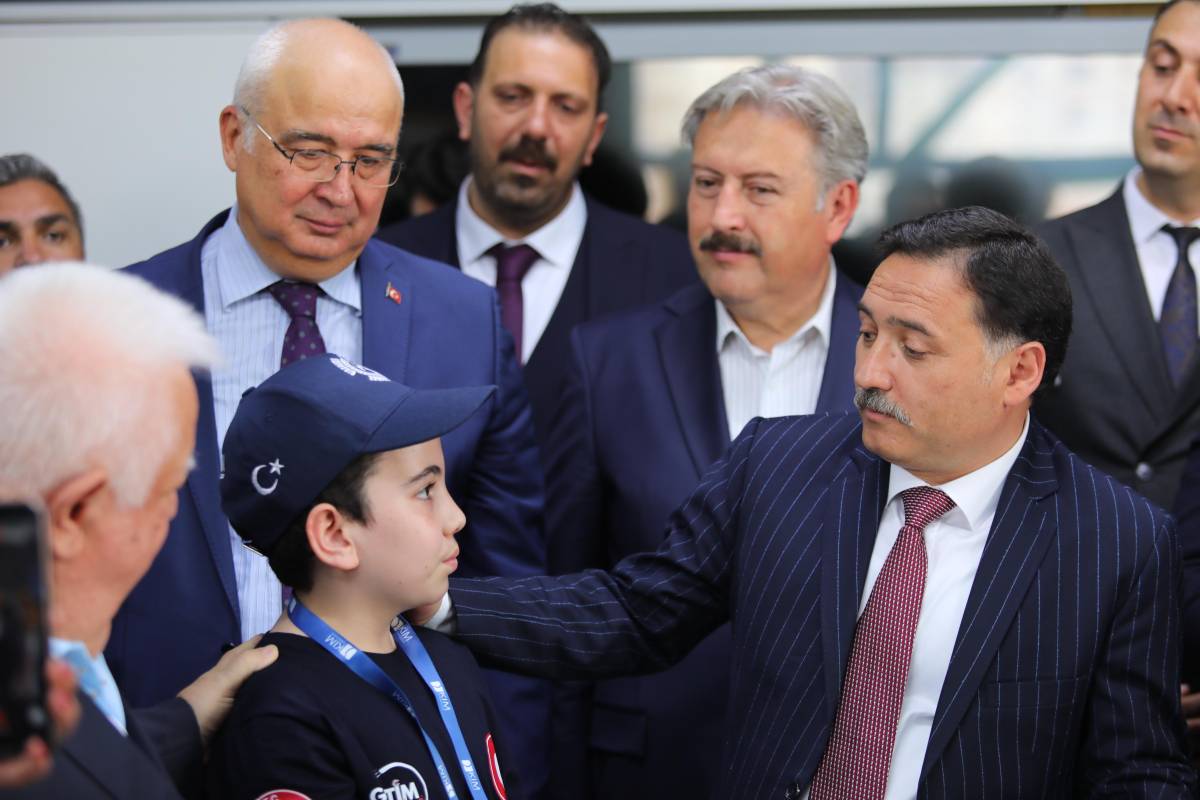 İZZET ÖZSÜZKAYA ORTAOKULU’NDA GÖKTİM TEKNOLOJİ ATÖLYESİ AÇILDI