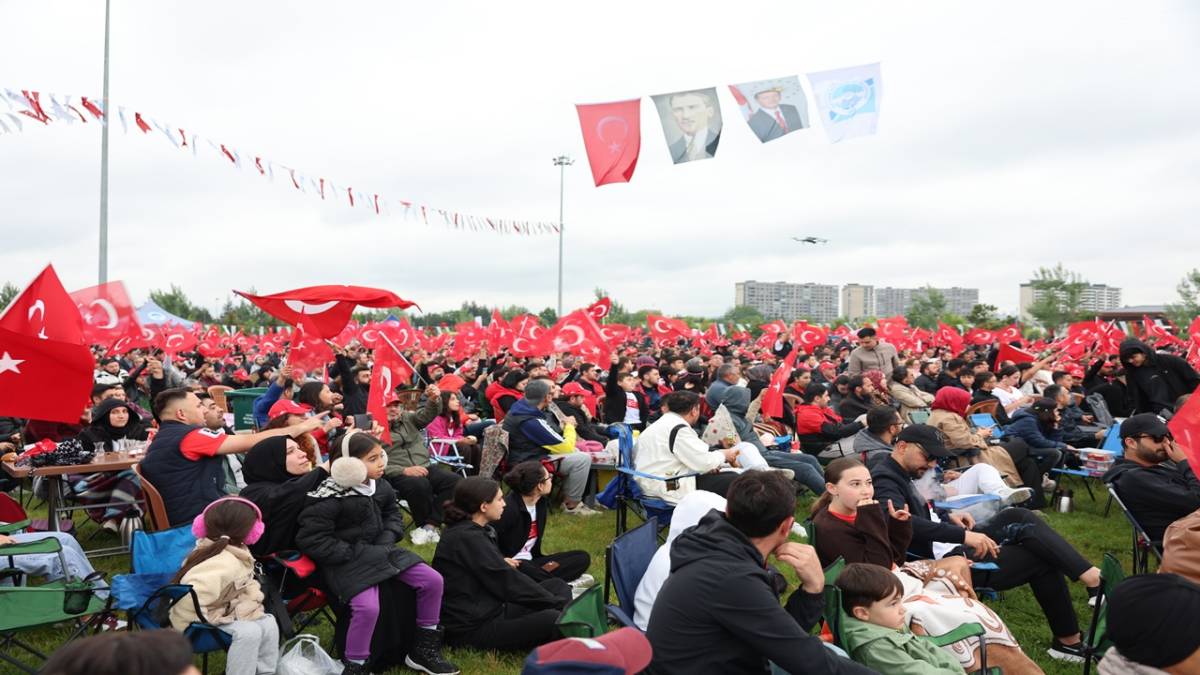 KAYSERİ, MİLLİ TAKIM İÇİN TEK YÜREK OLDU