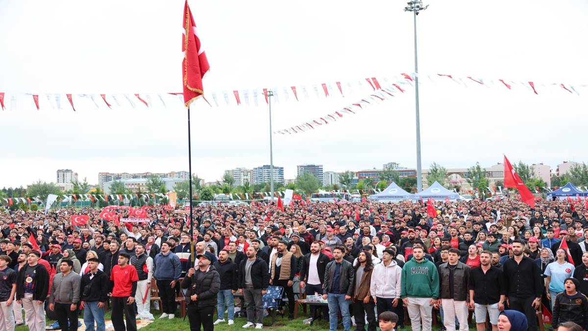KAYSERİ, MİLLİ TAKIM İÇİN TEK YÜREK OLDU