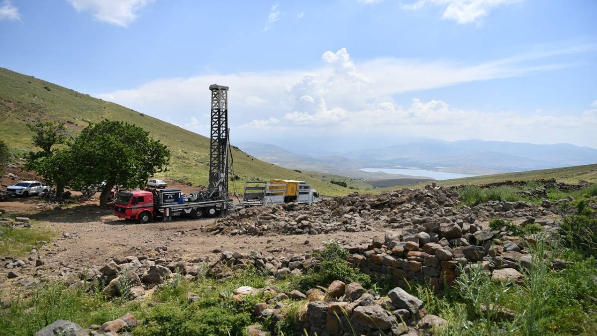 BAŞKAN BÜYÜKKILIÇ’TAN HAYVANCILIĞA CAN SUYU