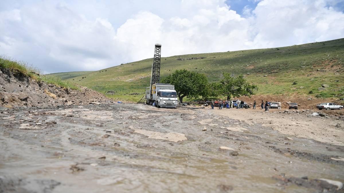 BAŞKAN BÜYÜKKILIÇ’TAN HAYVANCILIĞA CAN SUYU
