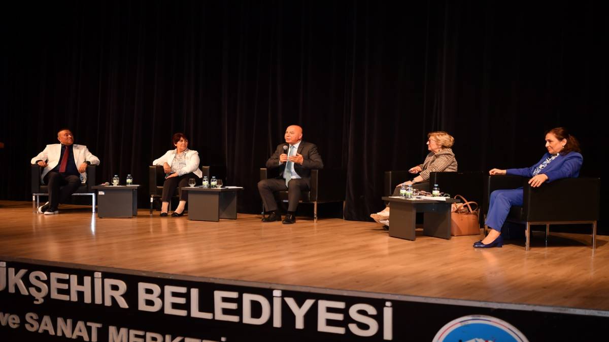 BÜYÜKKILIÇ, BAĞIMLILIK ZİRVESİ’NE KATILDI