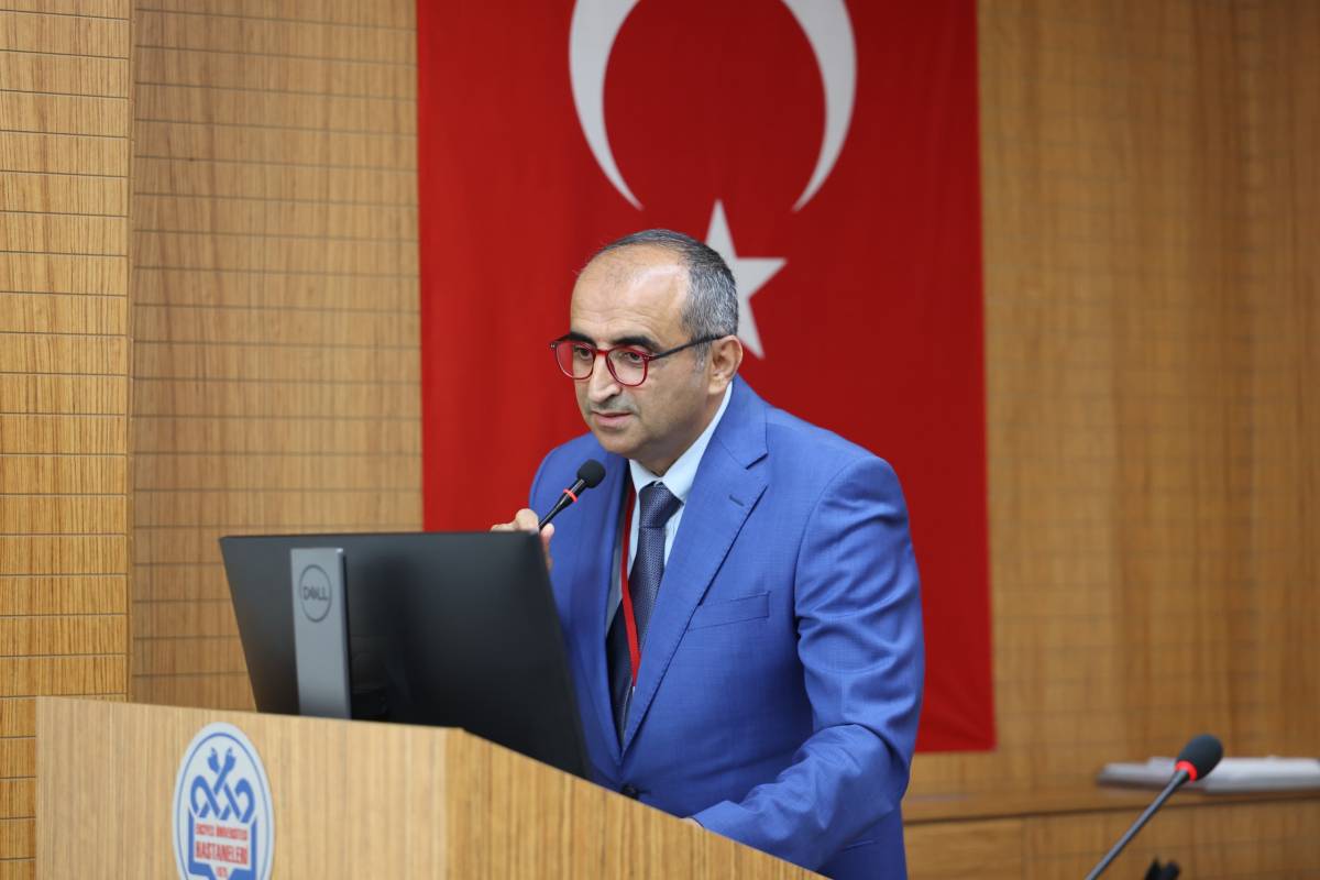 HAYIRSEVER İŞ İNSANI ASIM KİBAR, ERÜ’DE ANILDI