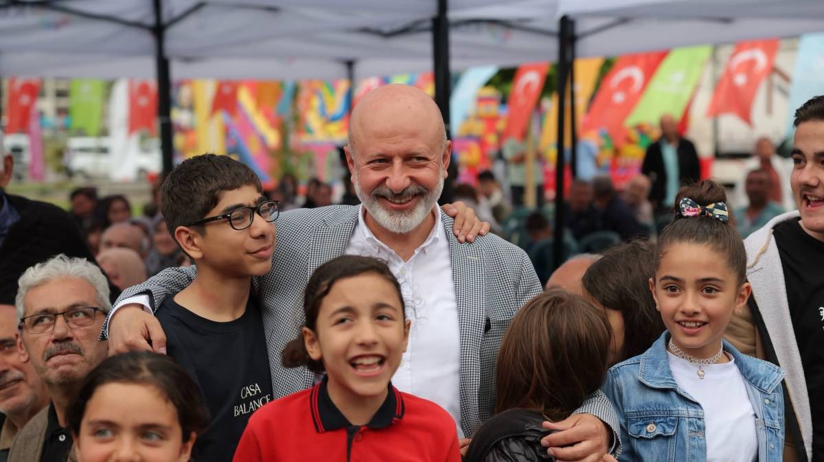 ÇOLAKBAYRAKDAR: