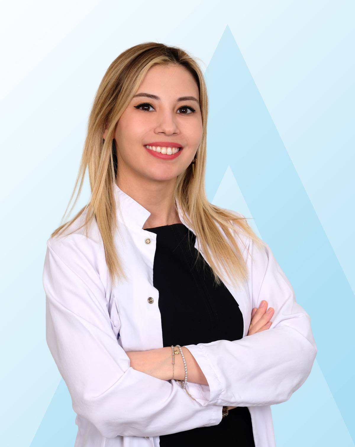 YAZ AYLARINDA CİLDİMİZİ YIPRATAN 7 TEHLİKE!