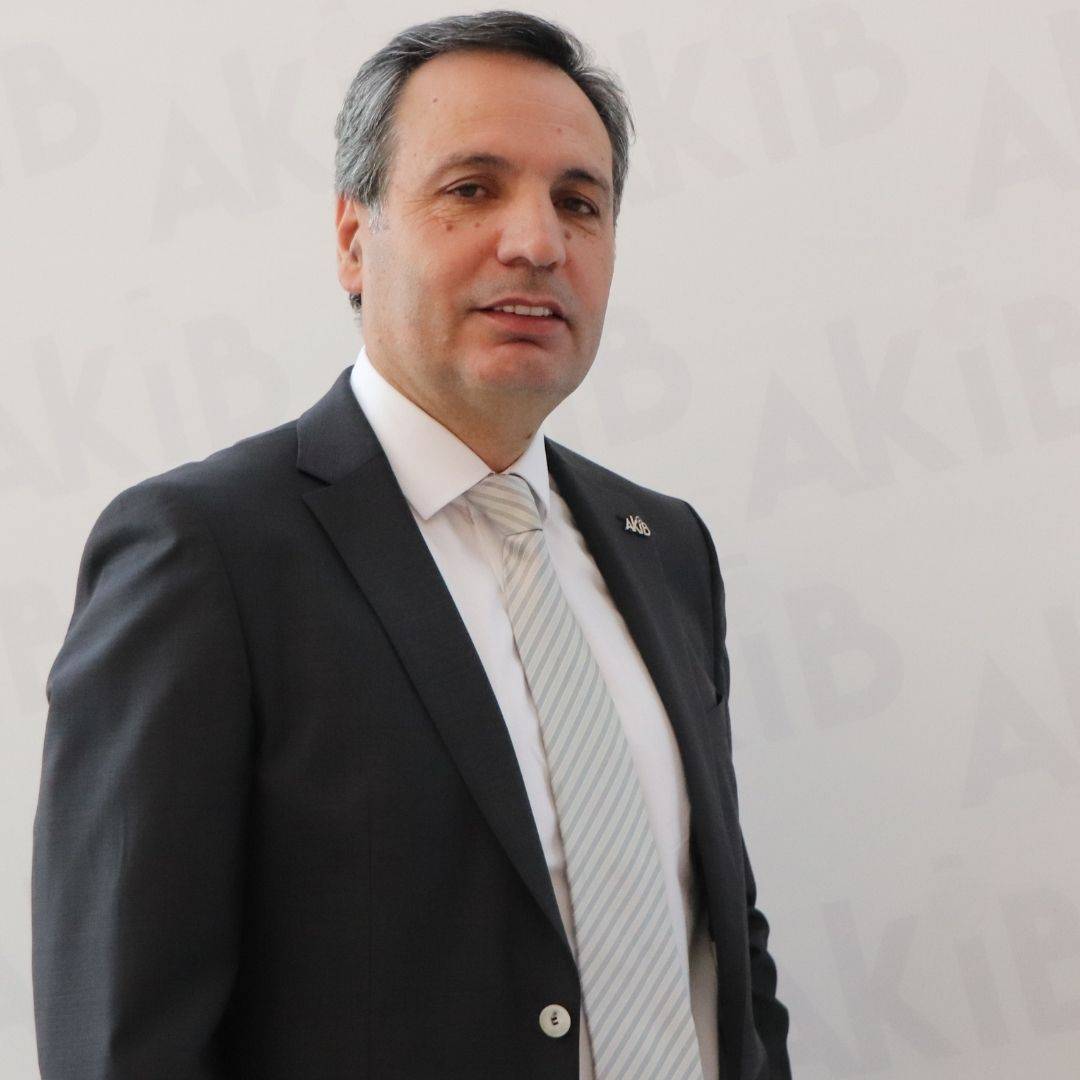 DEMİR ÇELİK SEKTÖRÜNDEN İLK YARIDA GÜÇLÜ İHRACAT PERFORMANSI