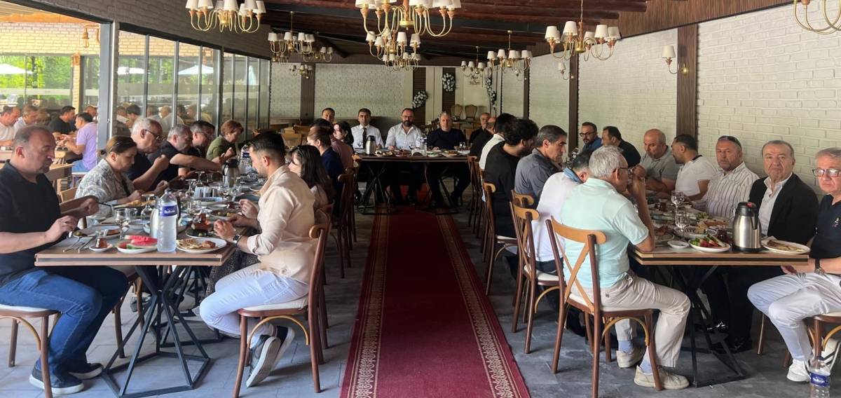 NEVKAYDER YENİ YÖNETİMİ ÜYELERLE İSTİŞARE TOPLANTISI YAPTI