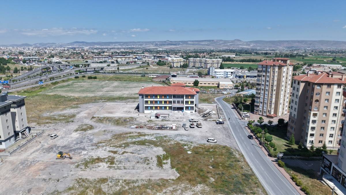 BÜYÜKŞEHİR’DEN EĞİTİME GÜÇLÜ YATIRIM