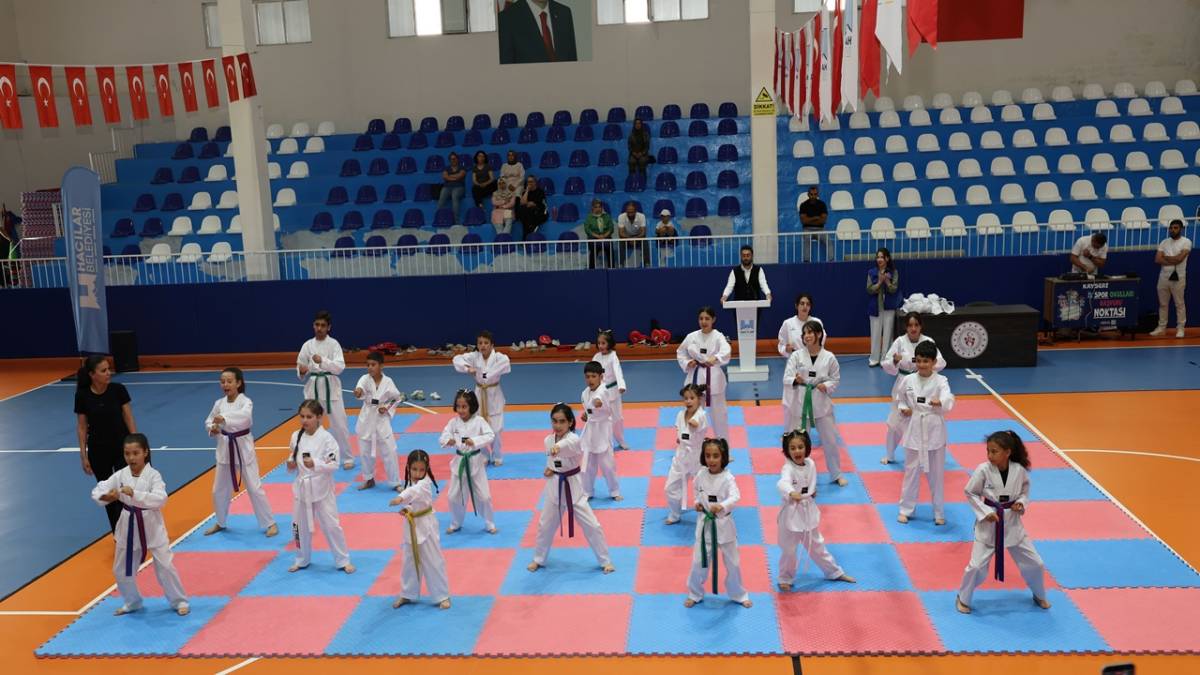 “HEDEFİMİZ, BİNLERCE GENCİ SPORLA BULUŞTURMAK”