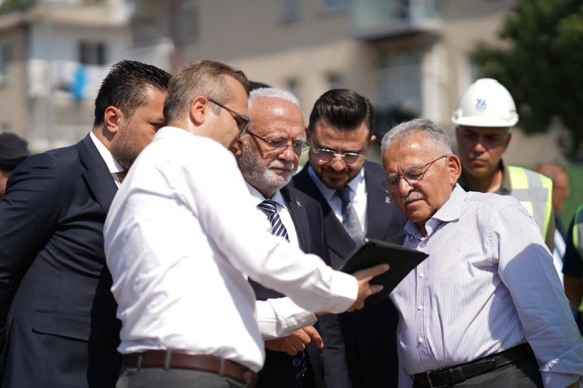 BÜYÜKKILIÇ VE ELİTAŞ, KARTAL KATLI KAVŞAĞI'NDAKİ ÇALIŞMALARI YERİNDE İNCELEDİ