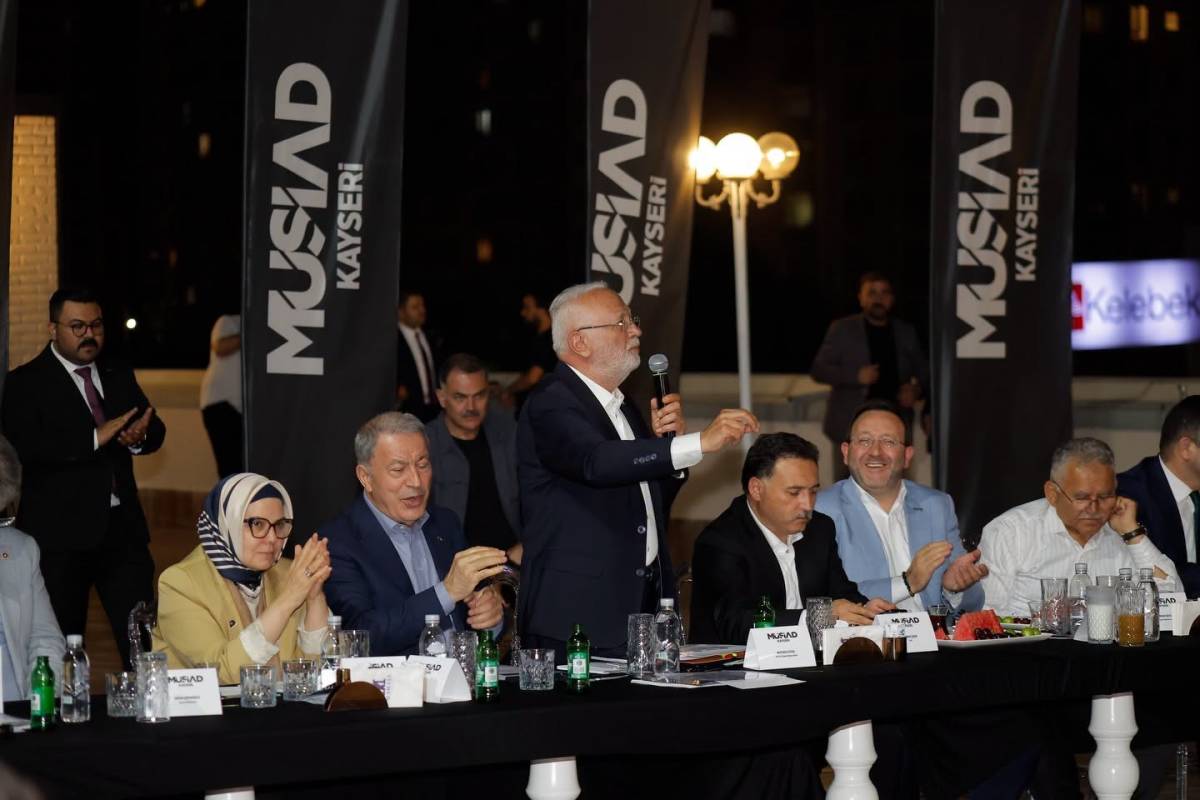 BÜYÜKKILIÇ, SANAYİCİLERLE BİR ARAYA GELDİ