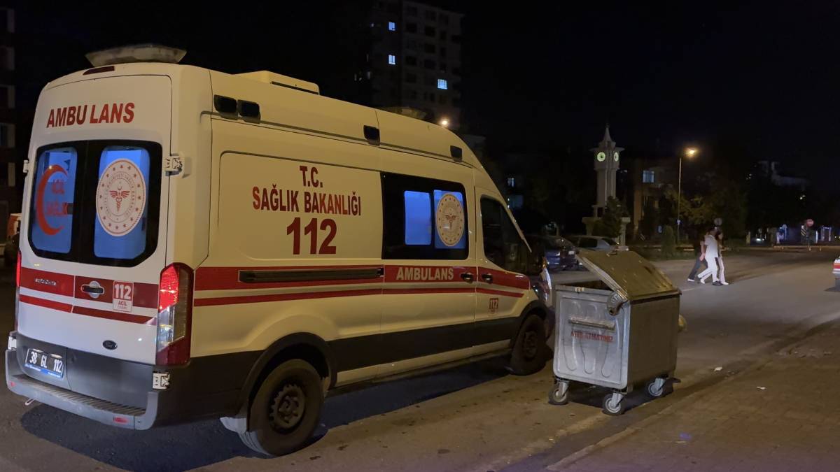 ÇOCUKLAR ARASINDA BIÇAKLI KAVGA
