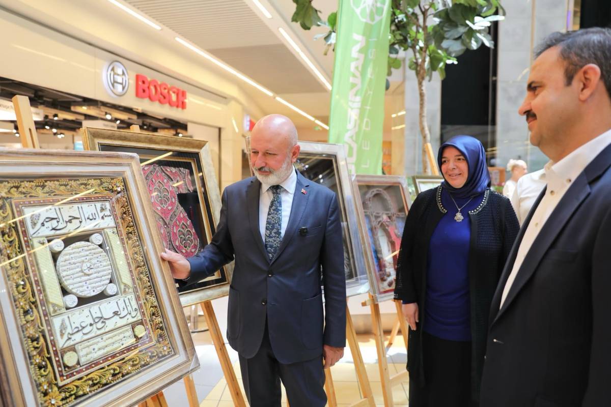GÖZ KAMAŞTIRAN YIL SONU SERGİSİ