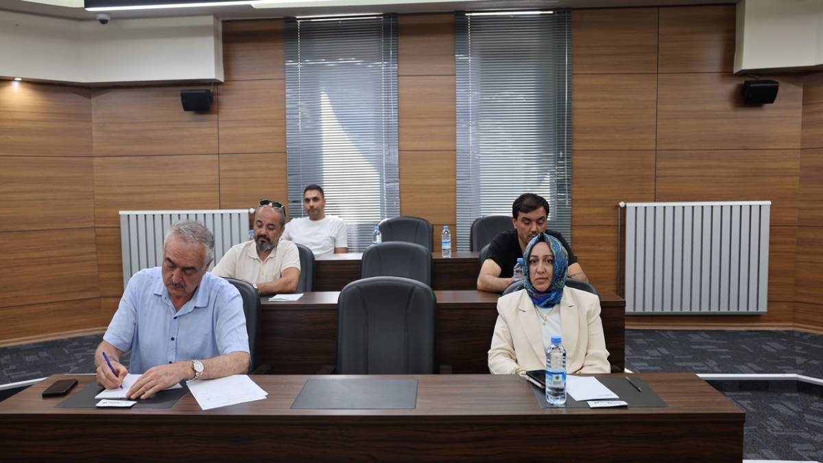“HACILAR HER GÜN GELİŞİYOR, HER GÜN BÜYÜYOR”