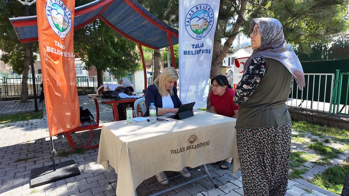 ÇOCUKLAR HEM OKUYOR HEM EĞLENİYOR