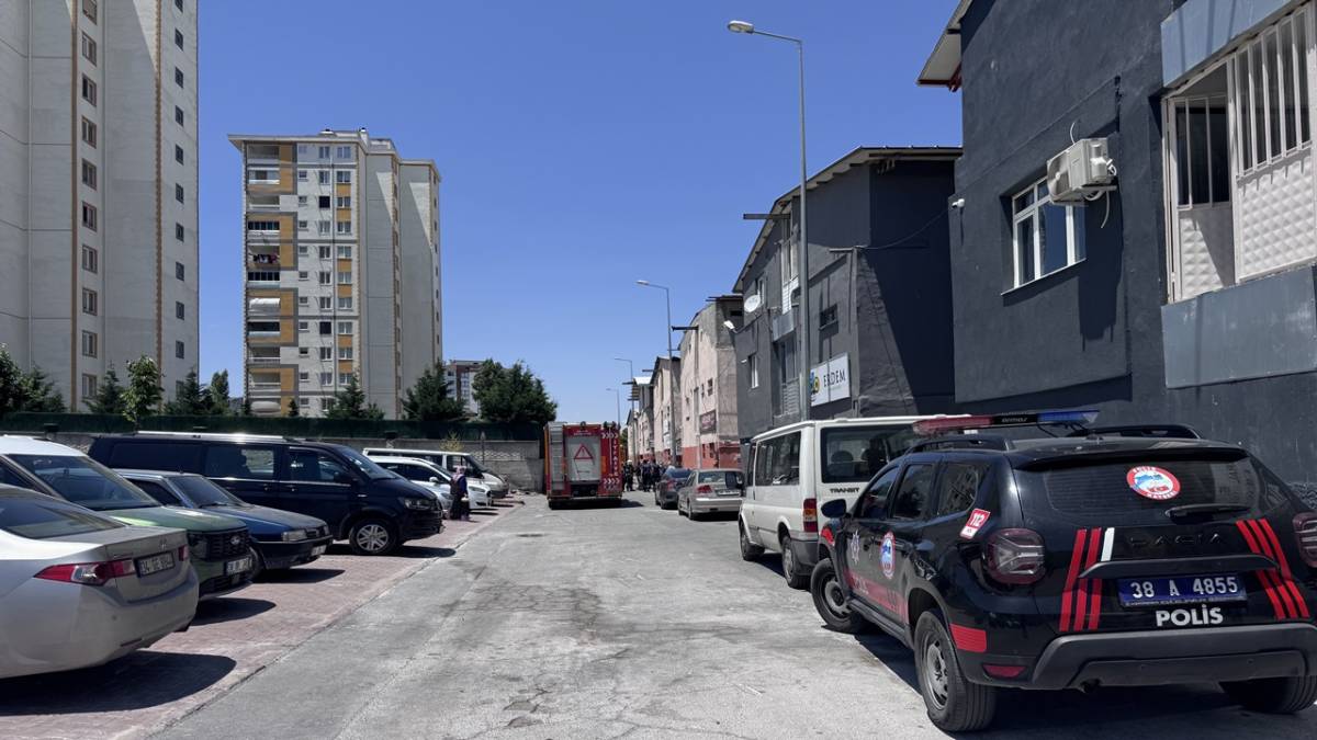 ÇELİK EŞYA ATÖLYESİNDE KORKUTAN YANGIN