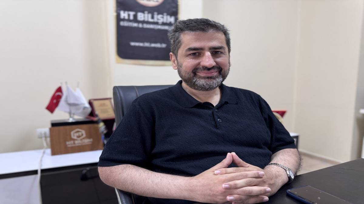 BİLİŞİM UZMANI: