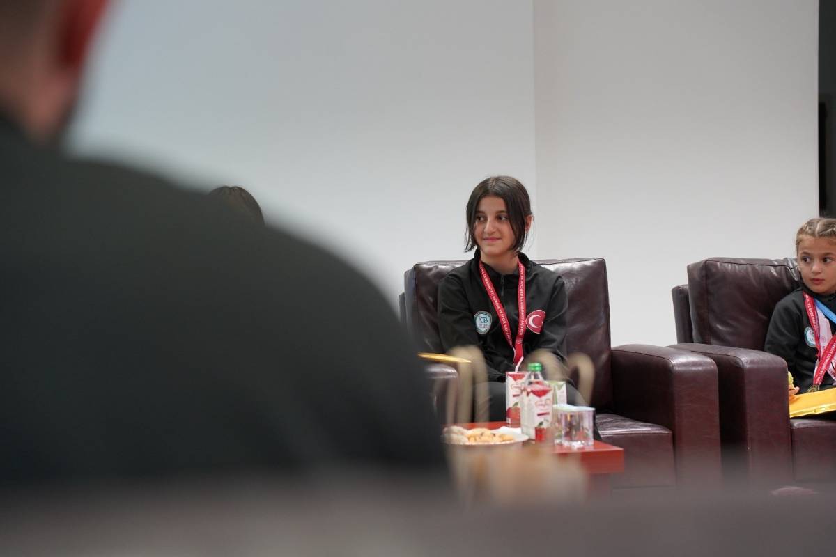 KTB ERVA SPOR OKULU SPORCULARINDAN BAĞLAMIŞ'A ZİYARET