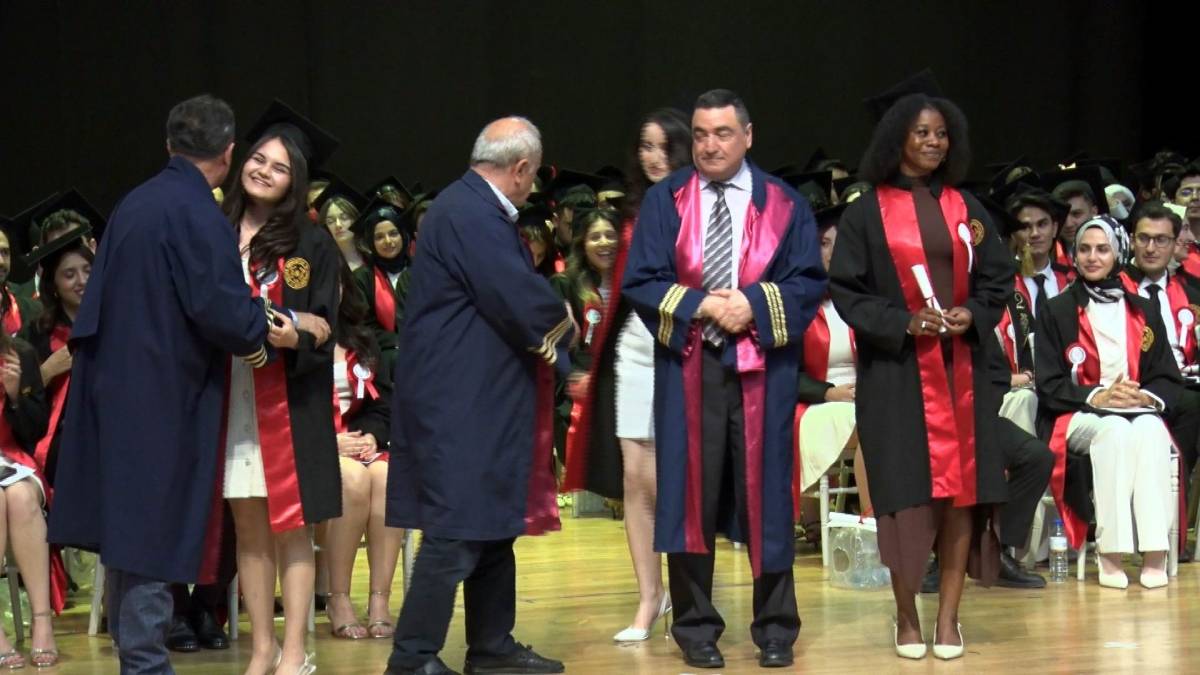 DOKTORLUK HAYALİ İÇİN KAYSERİ'YE GELDİ