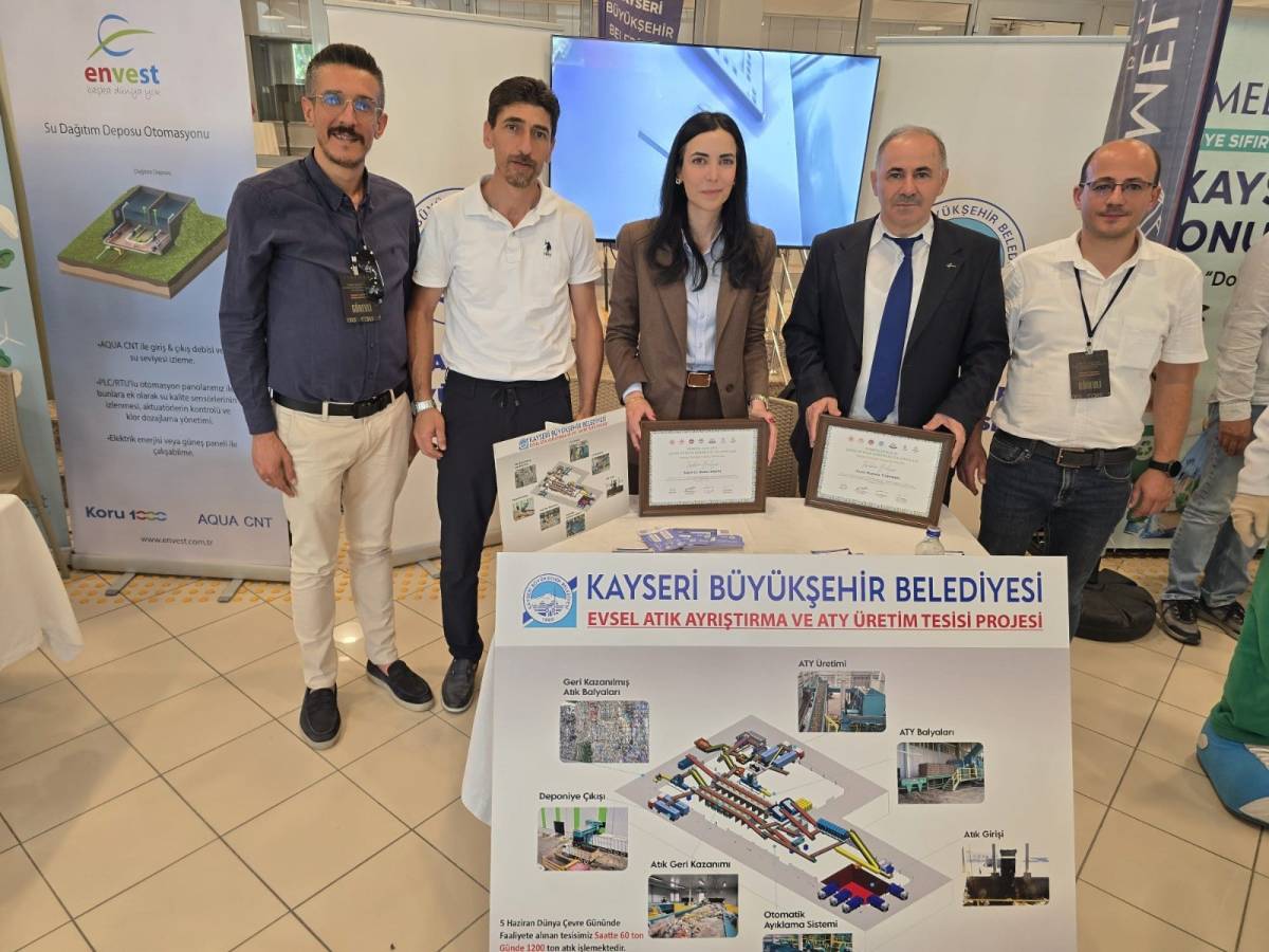 KAYSERİ BÜYÜKŞEHİR’E TEŞEKKÜR PLAKETİ