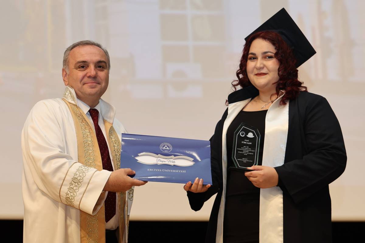 134 ÖĞRENCİ MEZUN OLDU