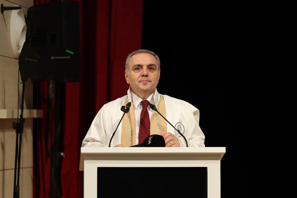 134 ÖĞRENCİ MEZUN OLDU