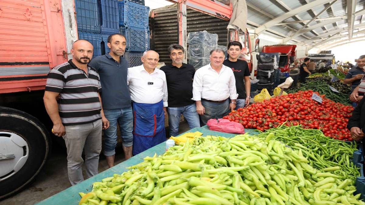 ÖZTÜRK ESNAF VE VATANDAŞLARLA BULUŞTU