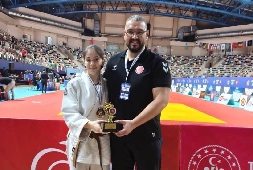 SARIKAYA, AVRUPA KUPASI ŞAMPİYONU OLDU