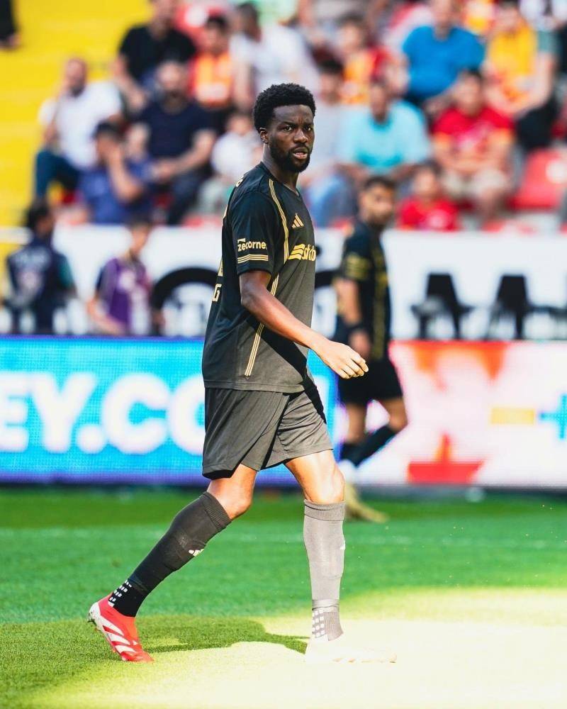 KAYSERİSPOR’A TRANSFER YASAĞI GELDİ