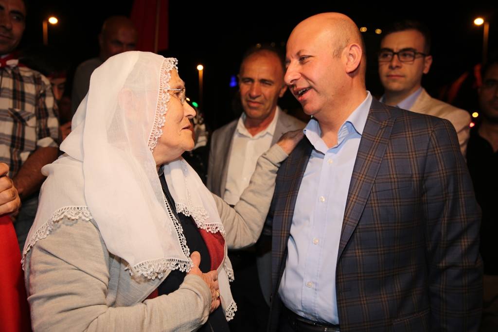 “15 TEMMUZ, DİRİLİŞİN VE DİRENİŞİN ADIDIR”