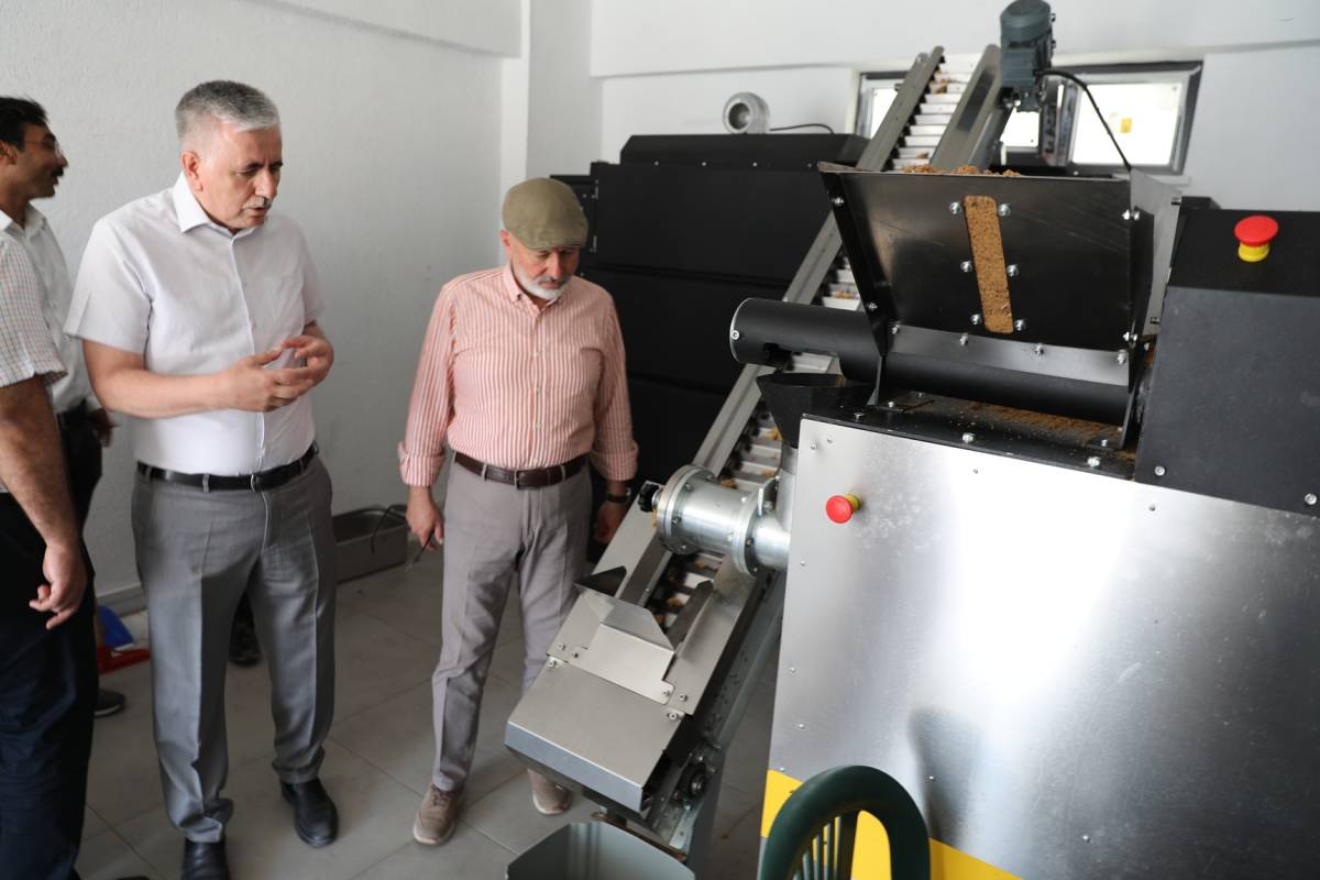 ÇOLAKBAYRAKDAR: TÜRKİYE'YE ÖRNEK İLK ÜRETİM MERKEZİ