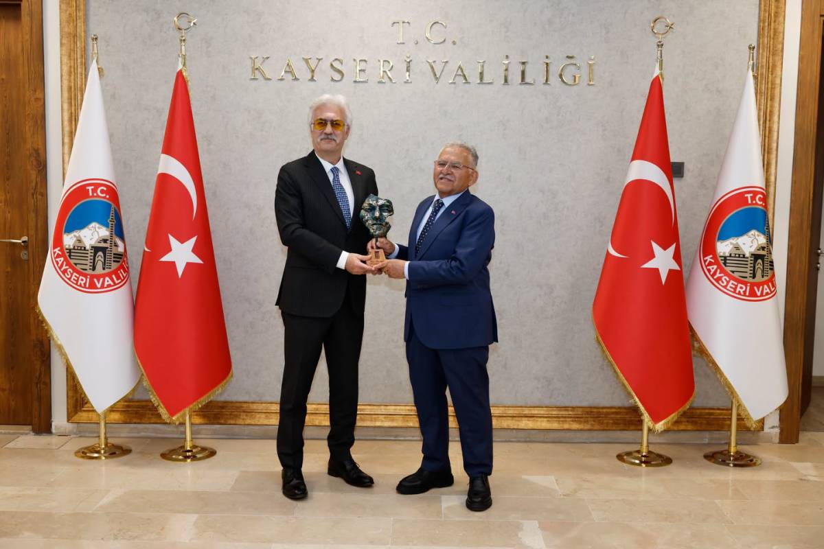 BÜYÜKKILIÇ’A TURİZMDE ÜÇ ANLAMLI ÖDÜL BİRDEN